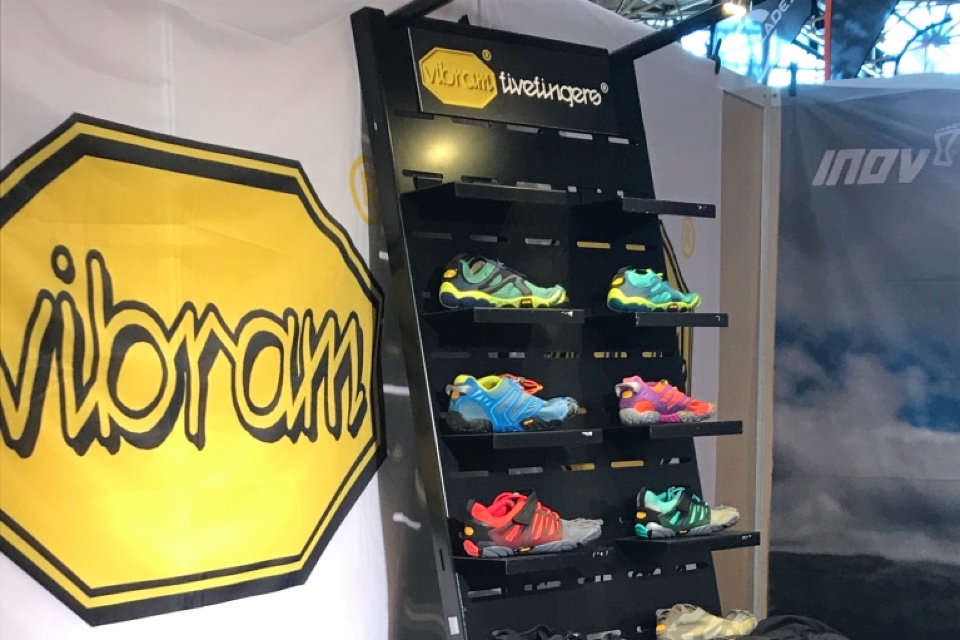 Présentoir chaussures Vibram