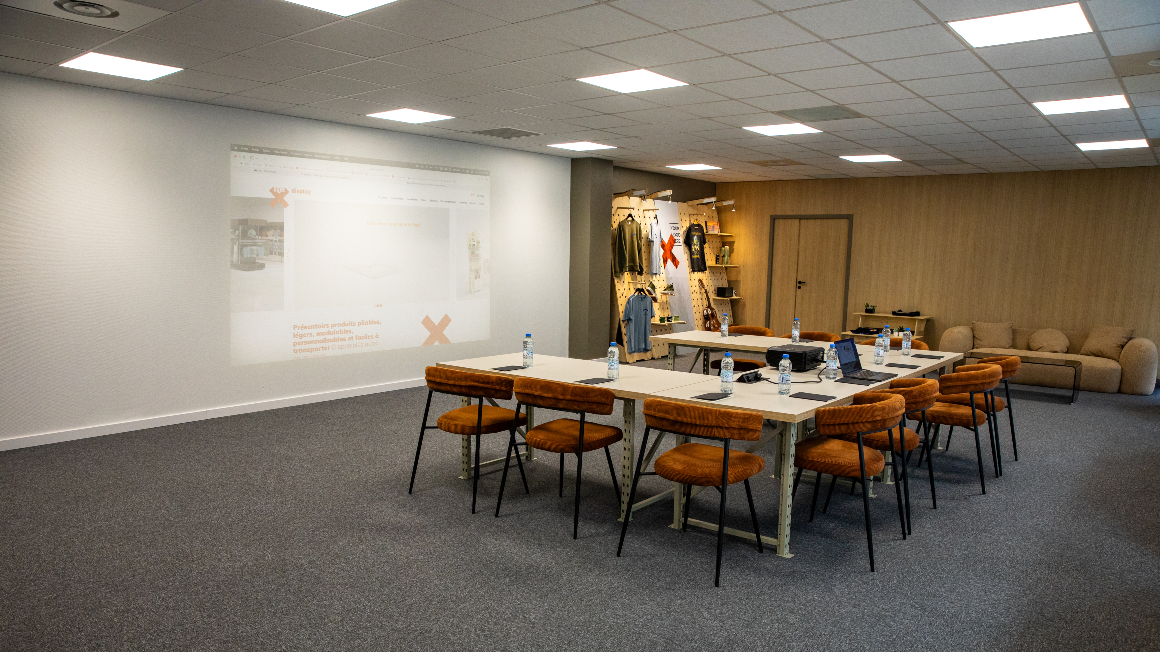 Louez notre Showroom X.Light 8